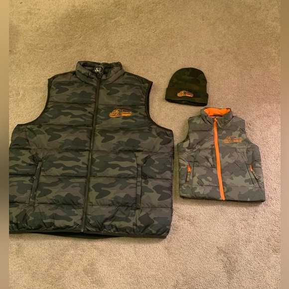 Camo vest with matching beanie - Picture 2 of 2
